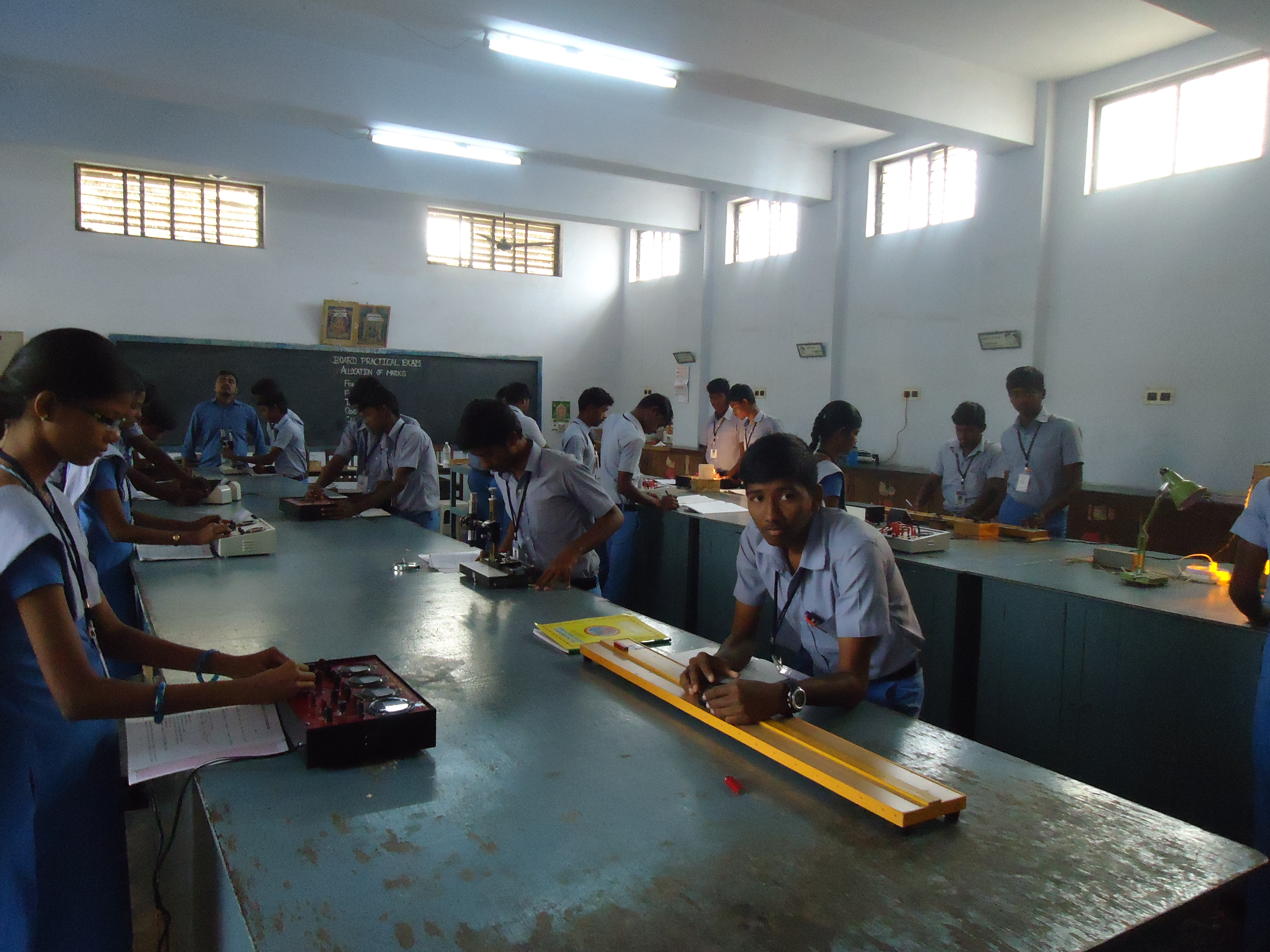 Physics Instruments